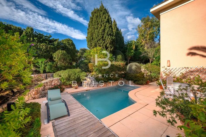 Image No.7-4 Bed House for sale