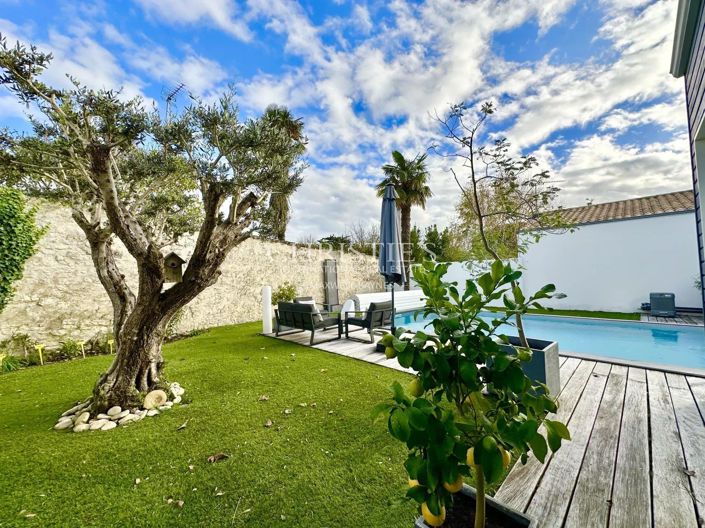 Image No.13-4 Bed House for sale