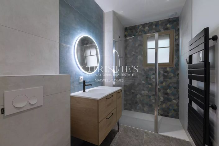 Image No.13-4 Bed House for sale
