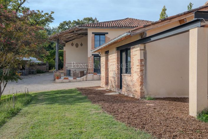 Image No.21-18 Bed House for sale