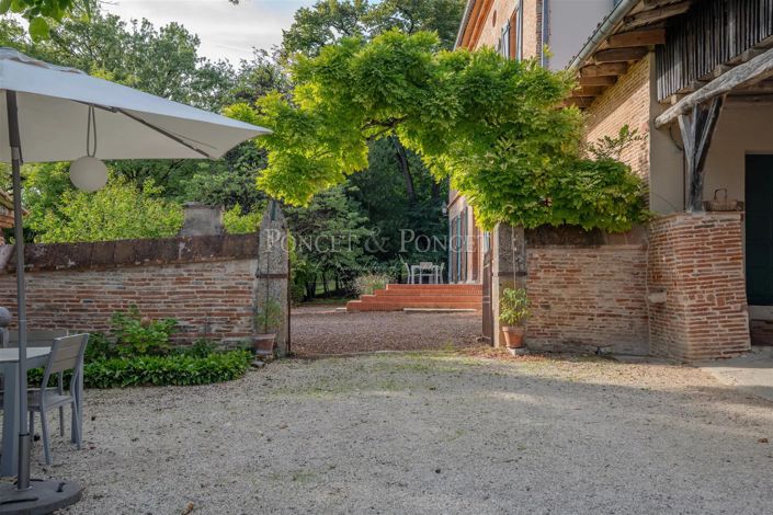 Image No.27-18 Bed House for sale