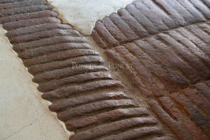 Image No.28-18 Bed House for sale