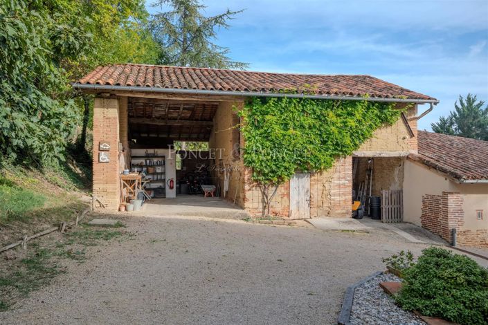 Image No.30-18 Bed House for sale