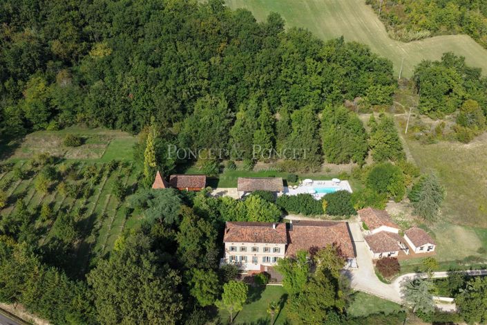 Image No.32-18 Bed House for sale