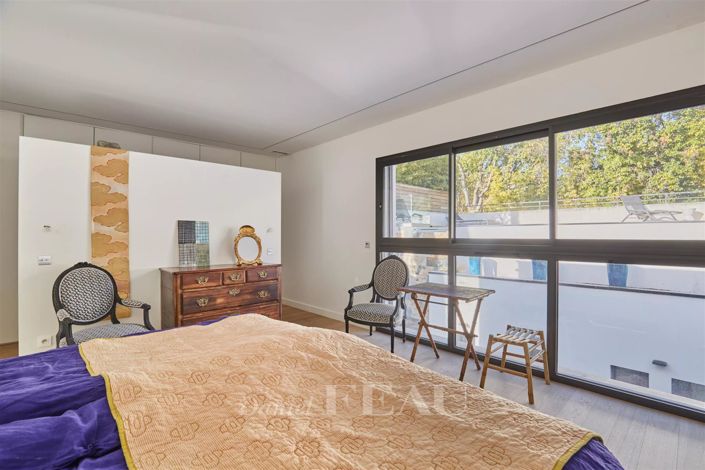 Image No.14-4 Bed House for sale