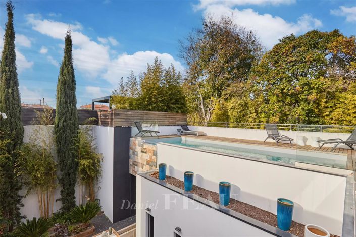 Image No.19-4 Bed House for sale