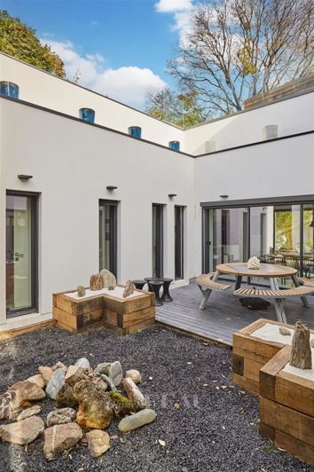 Image No.22-4 Bed House for sale