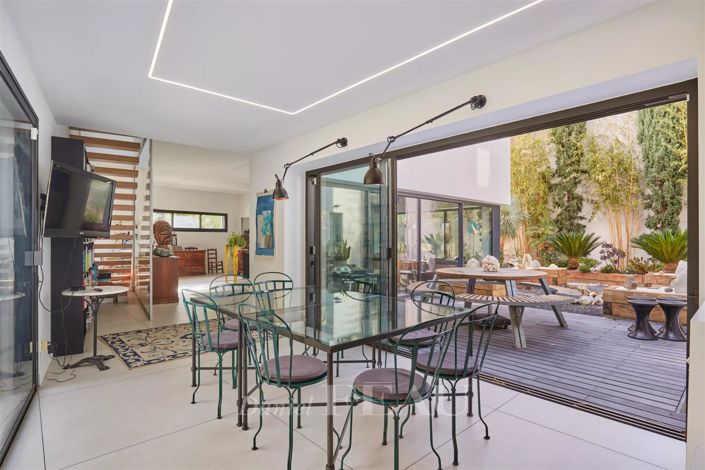 Image No.39-4 Bed House for sale