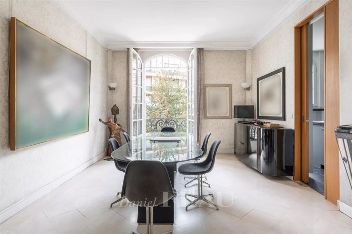 Image No.9-3 Bed Apartment for sale