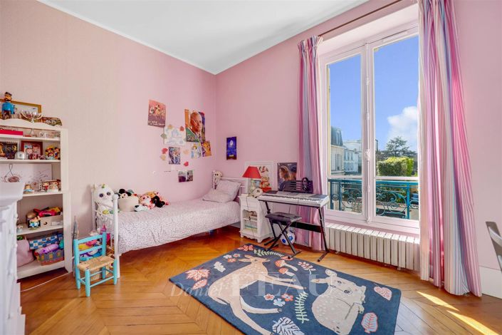 Image No.11-Maison de 8 chambres à vendre à Versailles