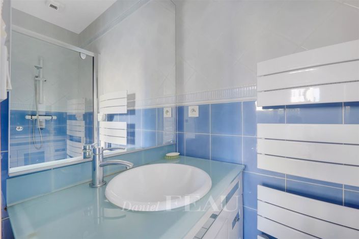 Image No.10-Maison de 4 chambres à vendre à Yvelines