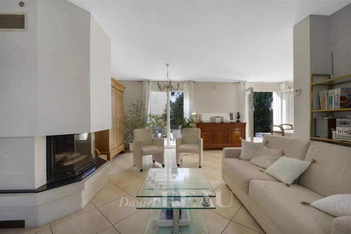 Image No.4-Maison de 4 chambres à vendre à Yvelines