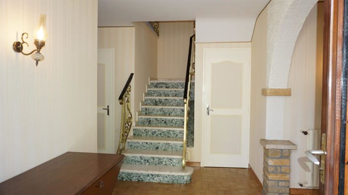Image No.5-4 Bed House for sale