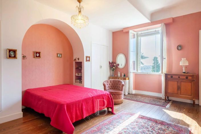 Image No.2-Appartement de 2 chambres à vendre à Cannes