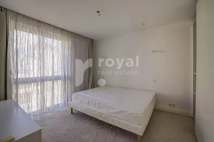 Image No.10-1 Bed Apartment for sale