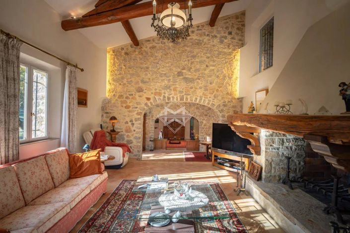 Image No.15-4 Bed House for sale