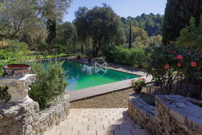 Image No.4-4 Bed House for sale