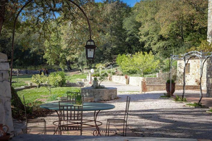 Image No.7-4 Bed House for sale