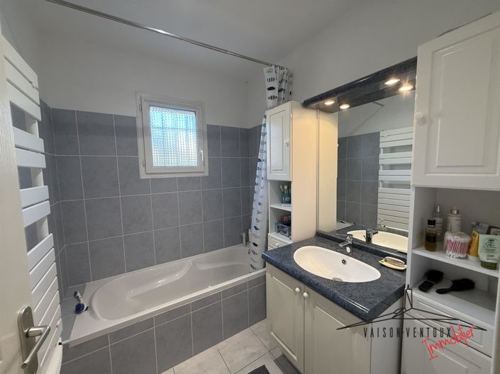 Image No.11-3 Bed House for sale