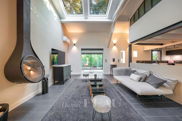 Image No.2-3 Bed House for sale