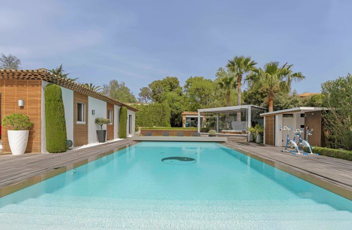 Image No.2-Maison de 4 chambres à vendre à Saint-Tropez