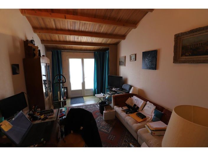 Image No.24-4 Bed House for sale