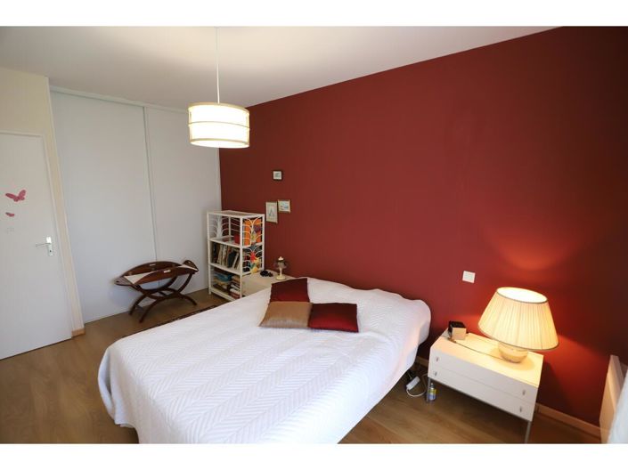 Image No.27-4 Bed House for sale