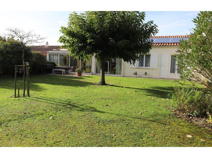 Image No.3-4 Bed House for sale