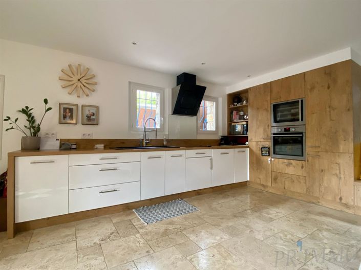 Image No.3-2 Bed House for sale