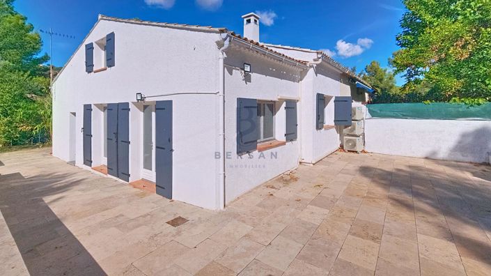 Image No.12-2 Bed House for sale