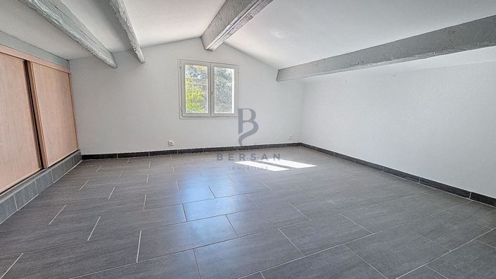 Image No.18-2 Bed House for sale