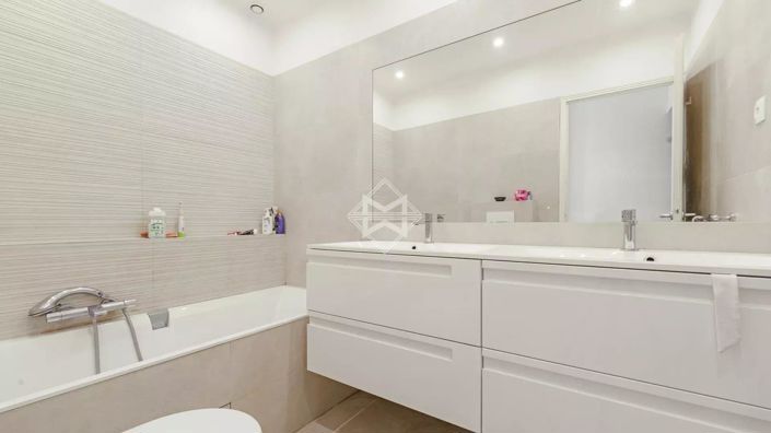 Image No.5-Appartement de 3 chambres à vendre à Saint-Tropez