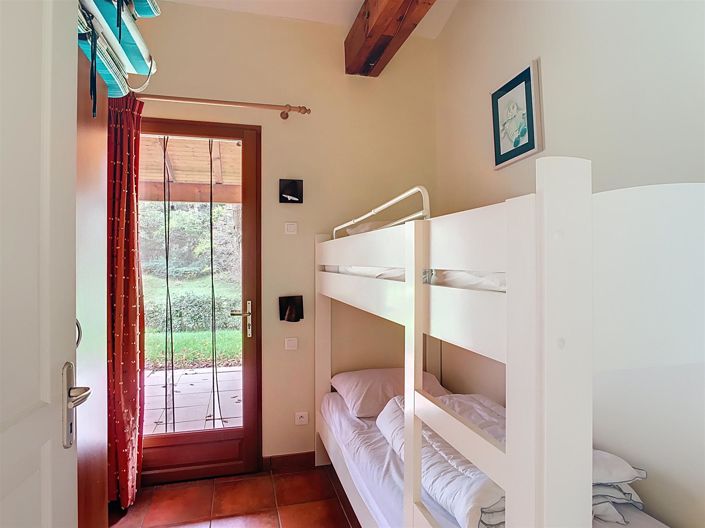 Image No.12-3 Bed House for sale