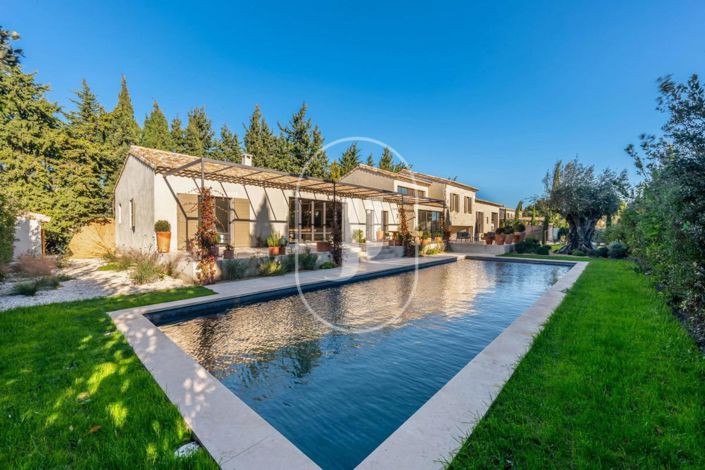 Image No.15-5 Bed House for sale