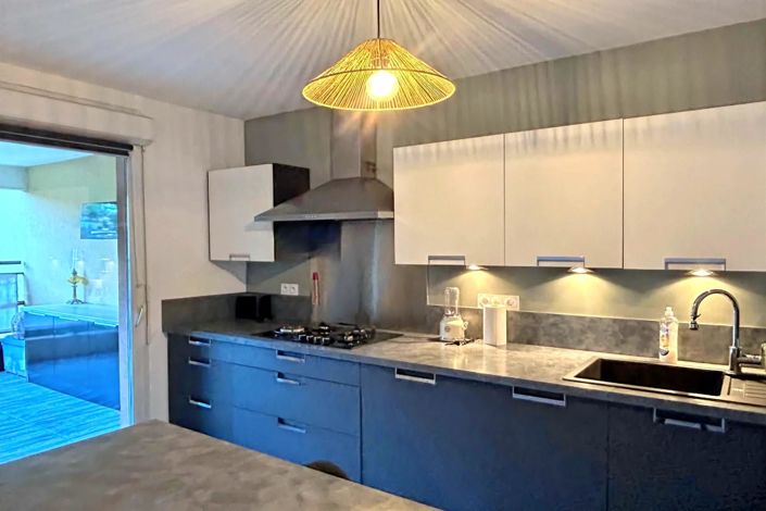 Image No.2-2 Bed Apartment for sale