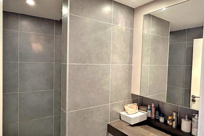 Image No.12-3 Bed Apartment for sale