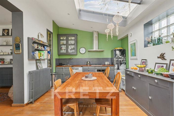 Image No.4-4 Bed House for sale