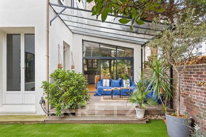 Image No.4-4 Bed House for sale