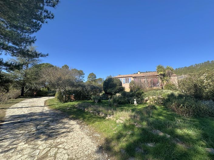 Image No.2-3 Bed House for sale