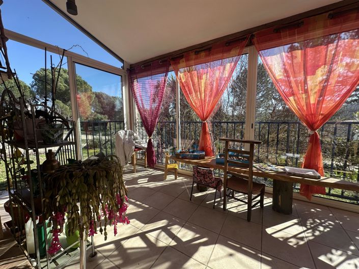 Image No.6-3 Bed House for sale