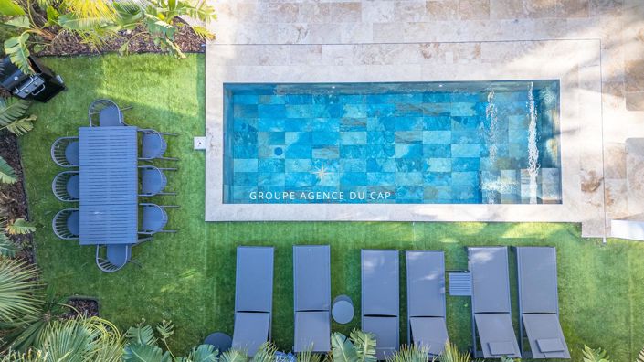 Image No.18-4 Bed House for sale