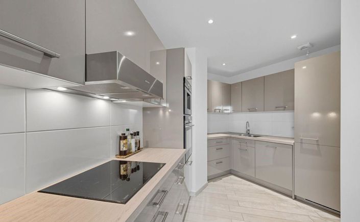 Image No.14-2 Bed Apartment for sale