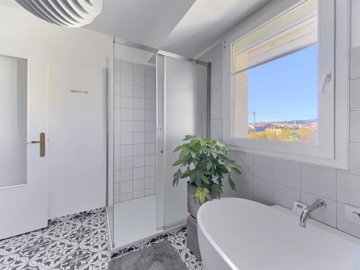 Image No.23-Apartment for sale