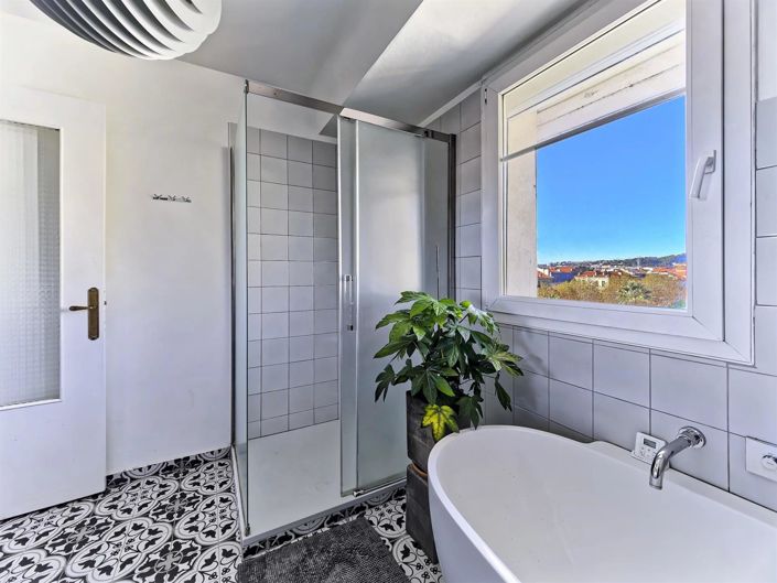 Image No.24-Apartment for sale