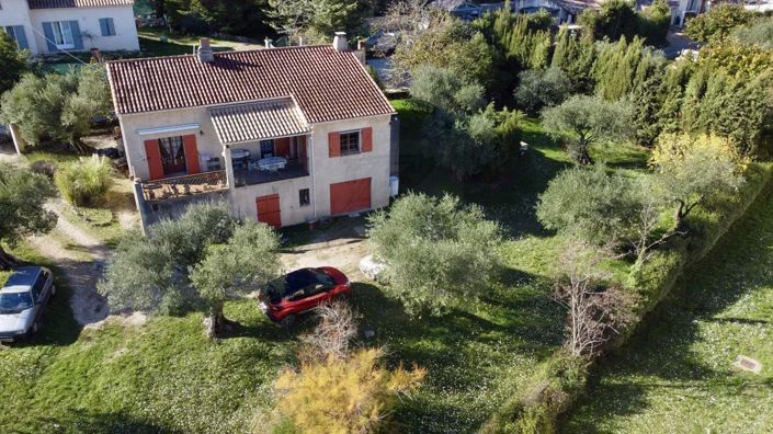 Image No.1-3 Bed House for sale