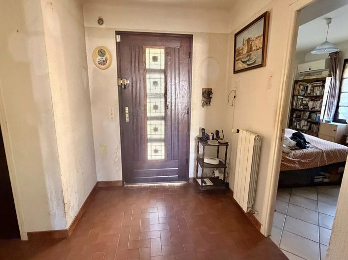 Image No.13-3 Bed House for sale