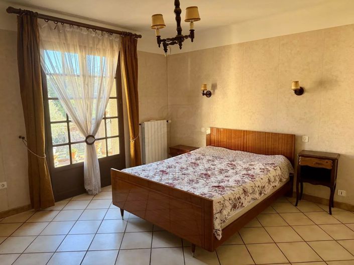 Image No.22-3 Bed House for sale