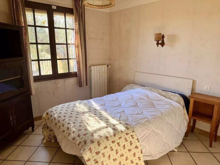 Image No.26-3 Bed House for sale