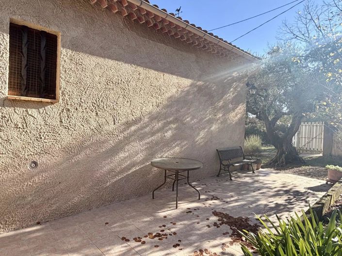 Image No.9-3 Bed House for sale