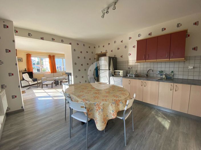 Image No.4-5 Bed House for sale